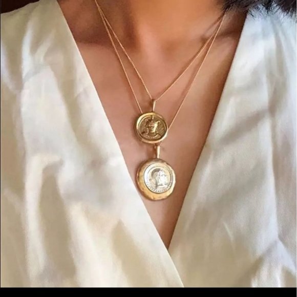 Jewelry - Double Chain Layered Necklace Vintage coin look